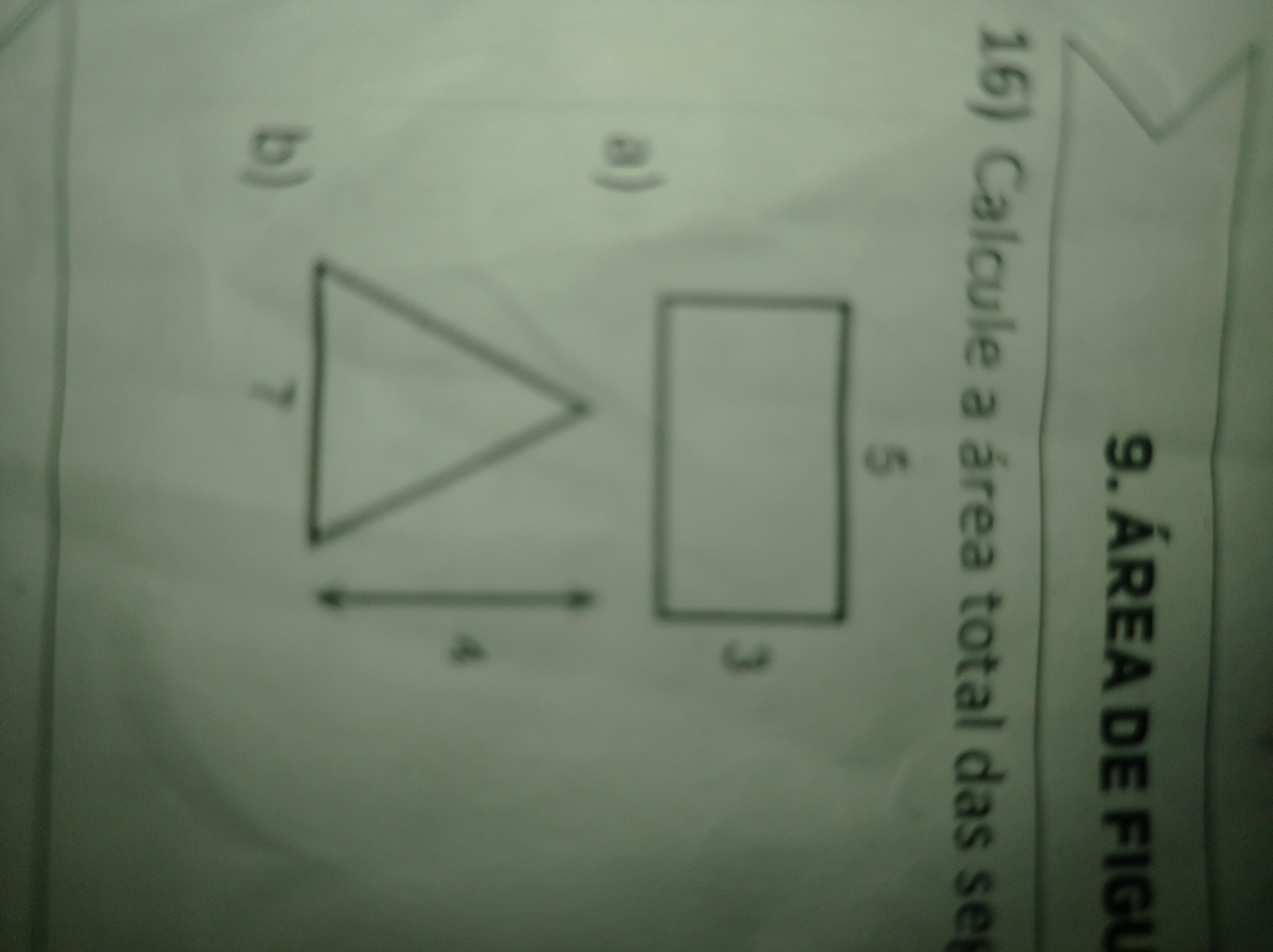 Calcule a área total das seguintes figuras.